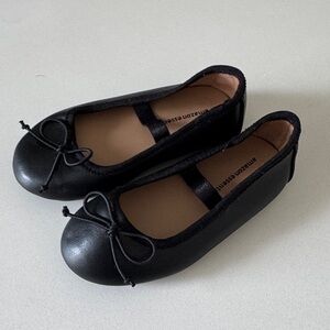 Amazon essentials Classic Black Kids Ballet Flats size 6